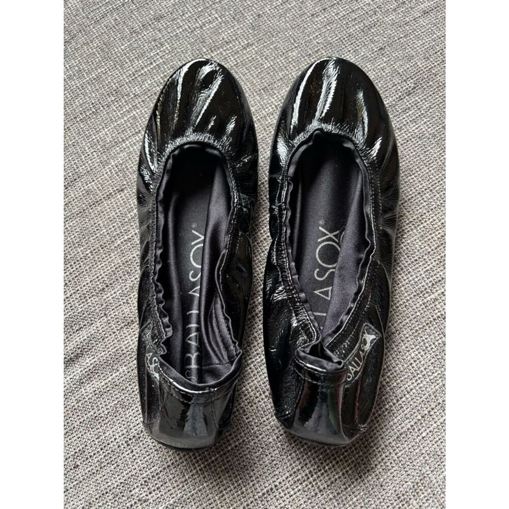 Ballasox Black Patent flats. Size 8